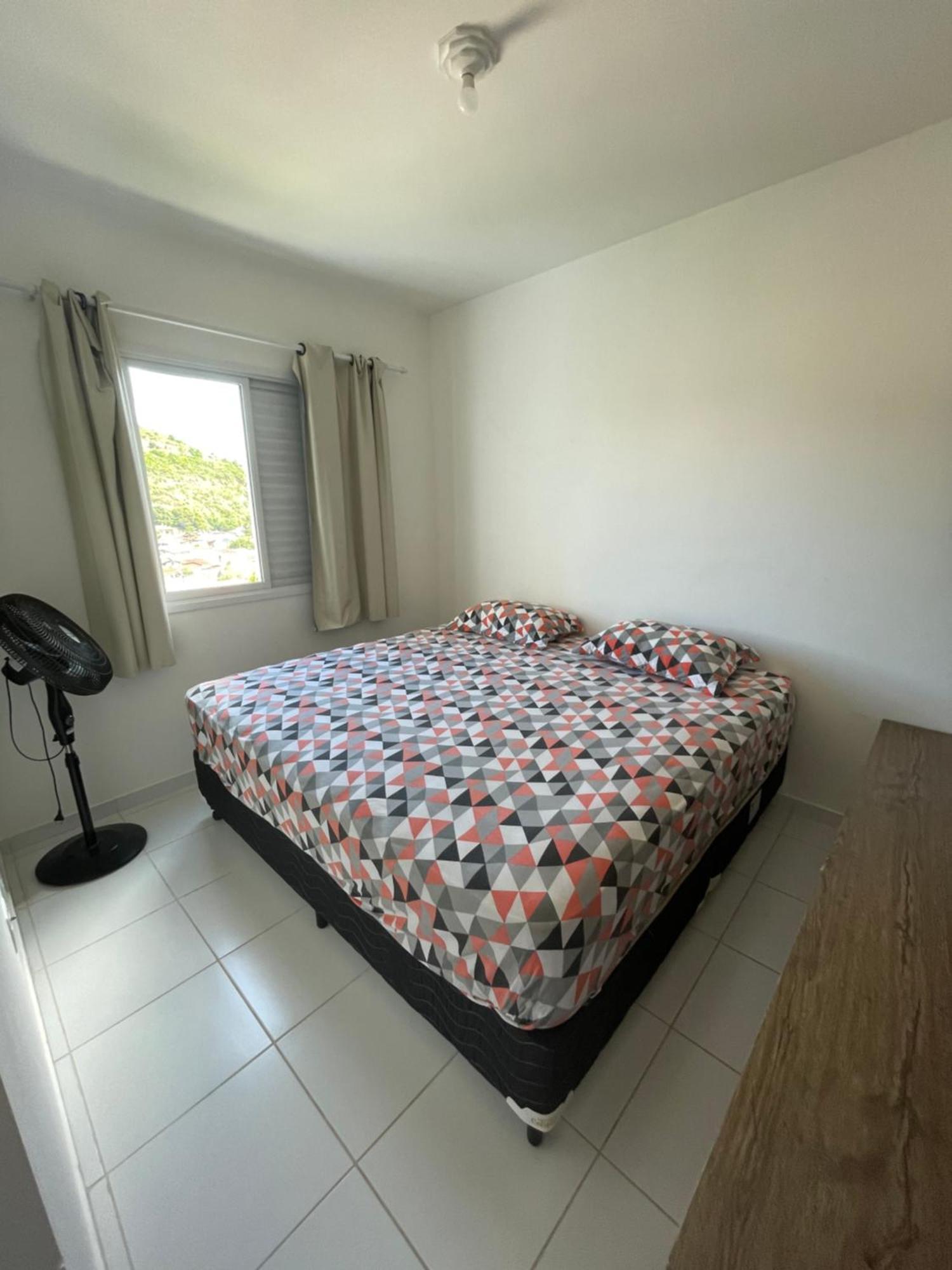 Apartamento No Setimo Andar - Estacionamento - 850 Metros Da Praia - Pet Friendly Caraguatatuba Exterior foto